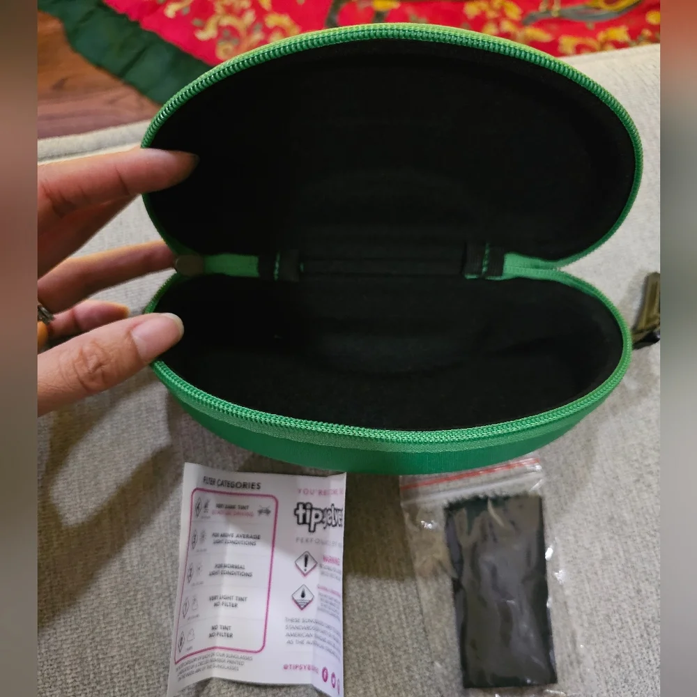NWT Tipsy Elves Miami Ice Sunglasses With Case